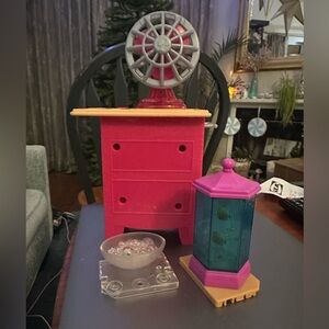 Barbie dream house shelf/ aquarium/ and sink all make nose an interchangeable